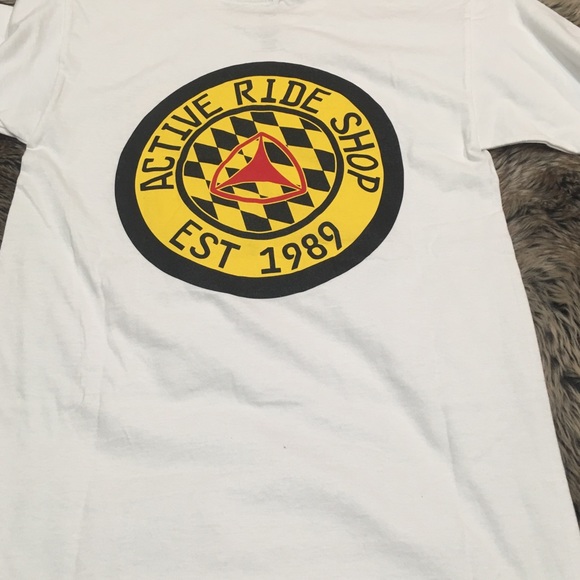 Active Ride Shop Tee Size S - Picture 5 of 6